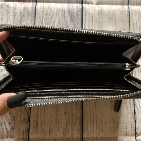 ▪️Metallic Wallet▪️ - Picture 3 of 3